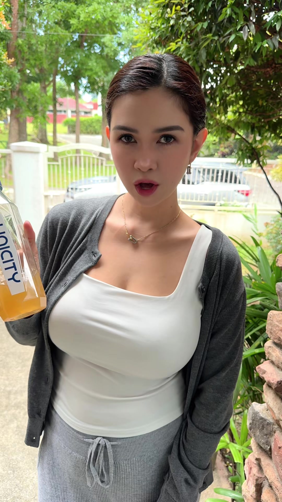 @Mariedelatorre05 on IG