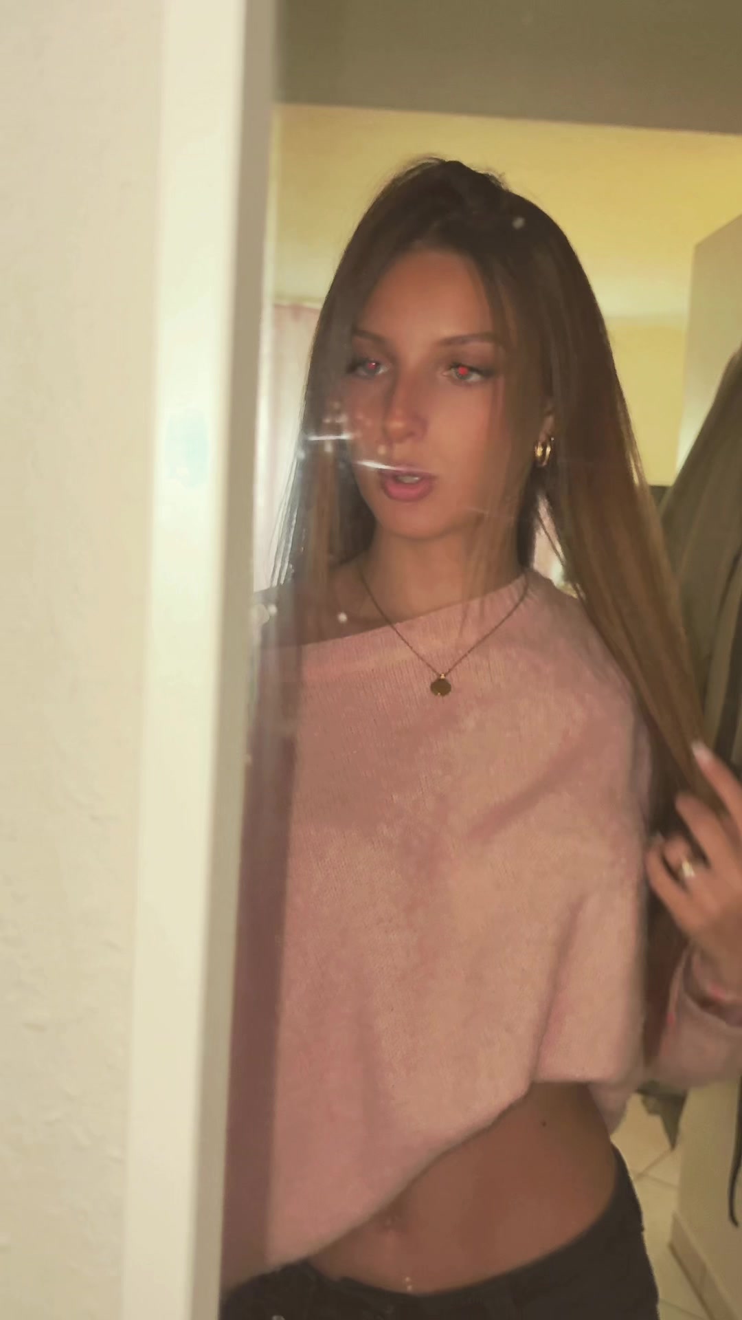 @𝐂𝐡𝐚𝐫𝐥𝐨𝐭𝐭𝐞