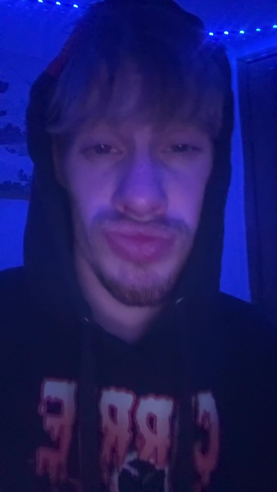 @Your_local_dirty_blonde17