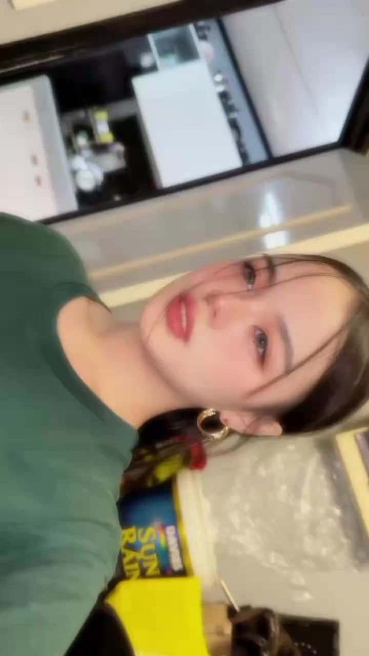 @yanicci yang