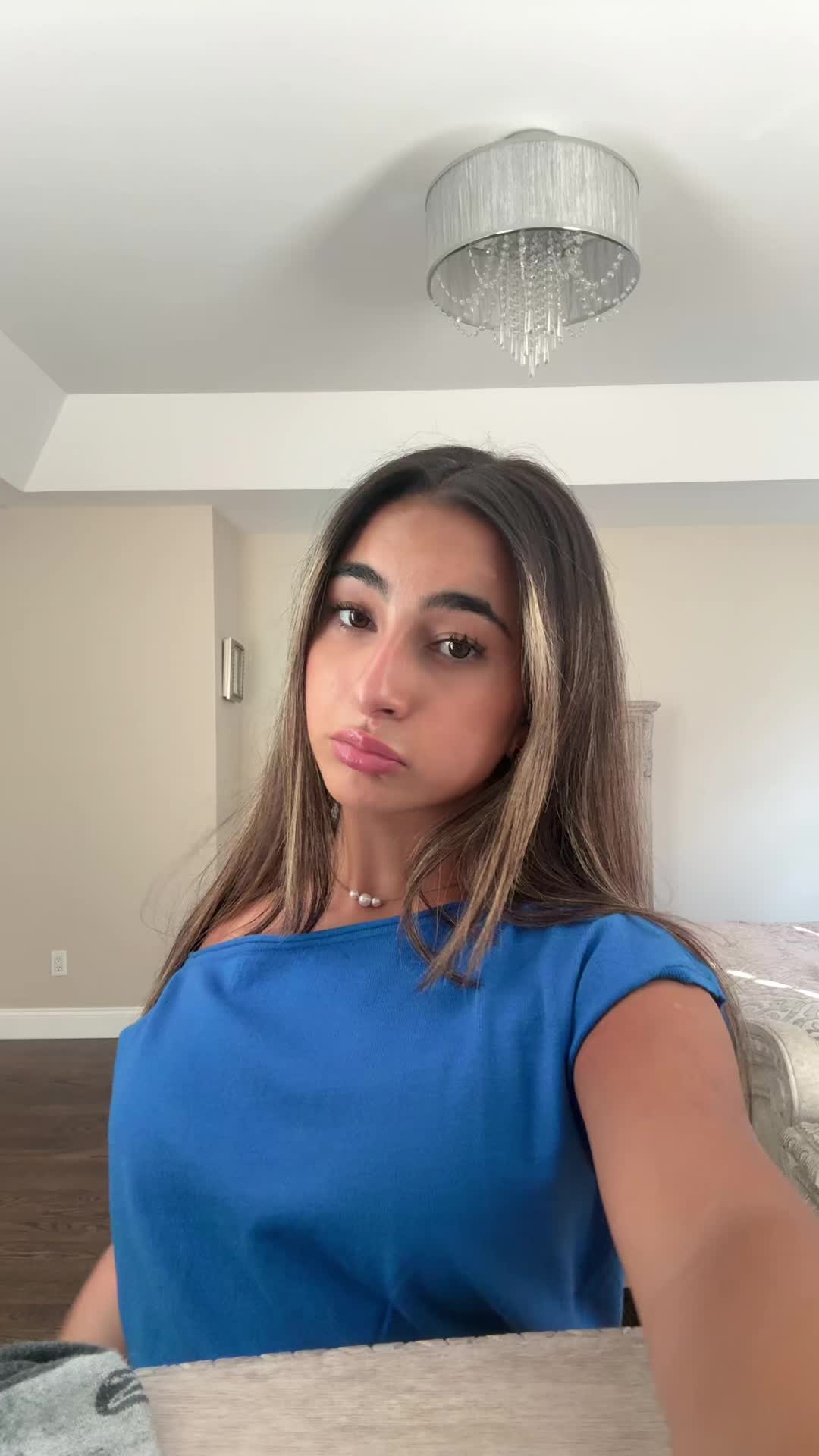 @🤫