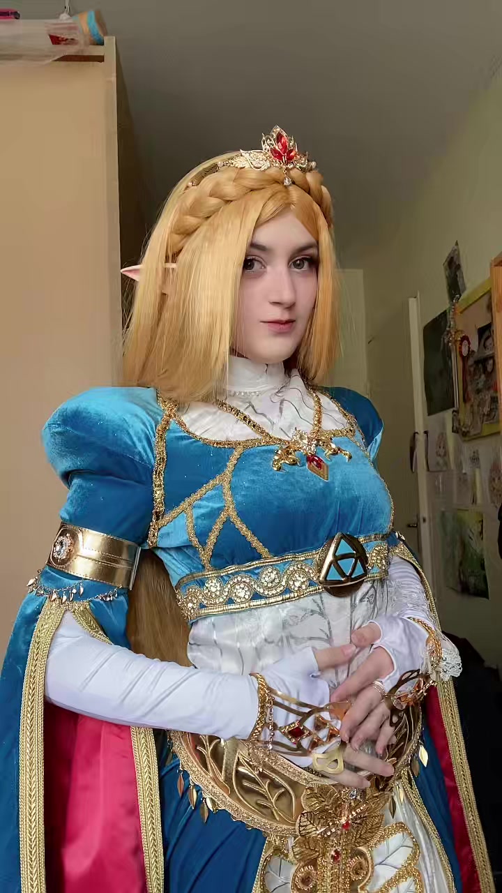 @aroux._.cos