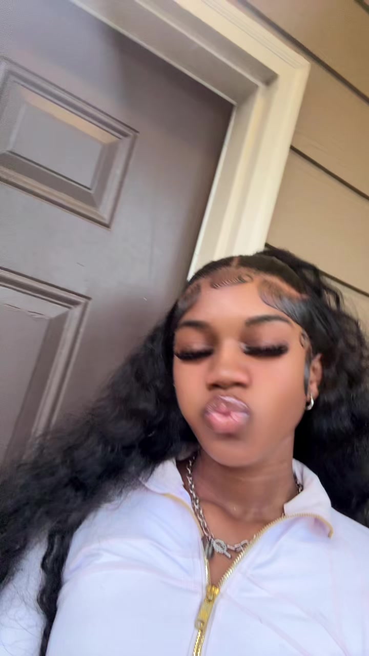 @Princess M 🫧💸🥰