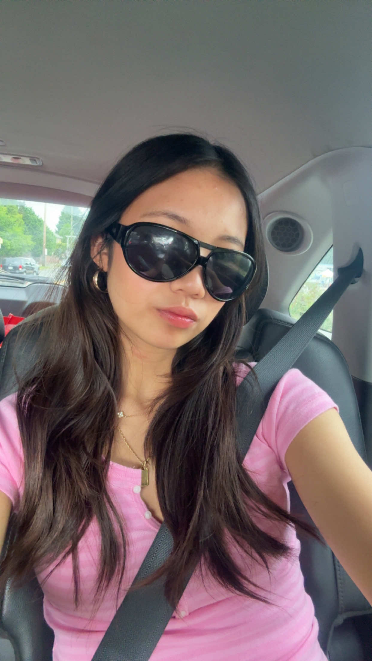 @emily 🌺 | student life