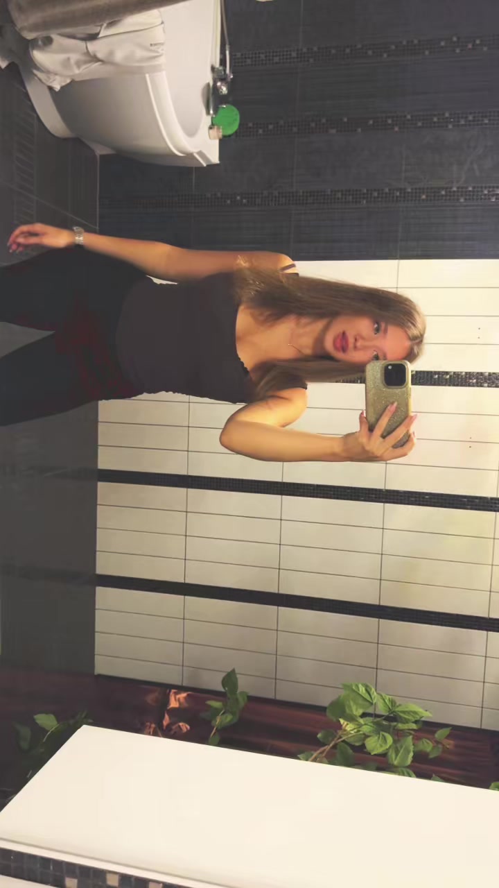 @verónikk
