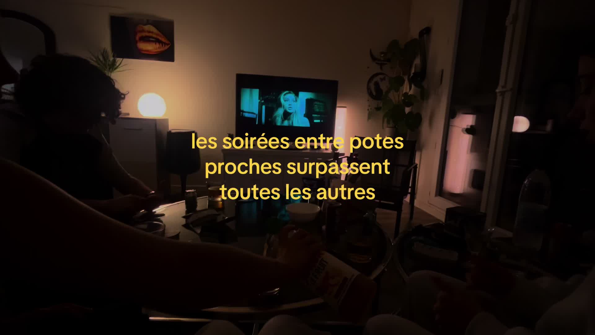 @𝑦𝑢𝑛𝑎