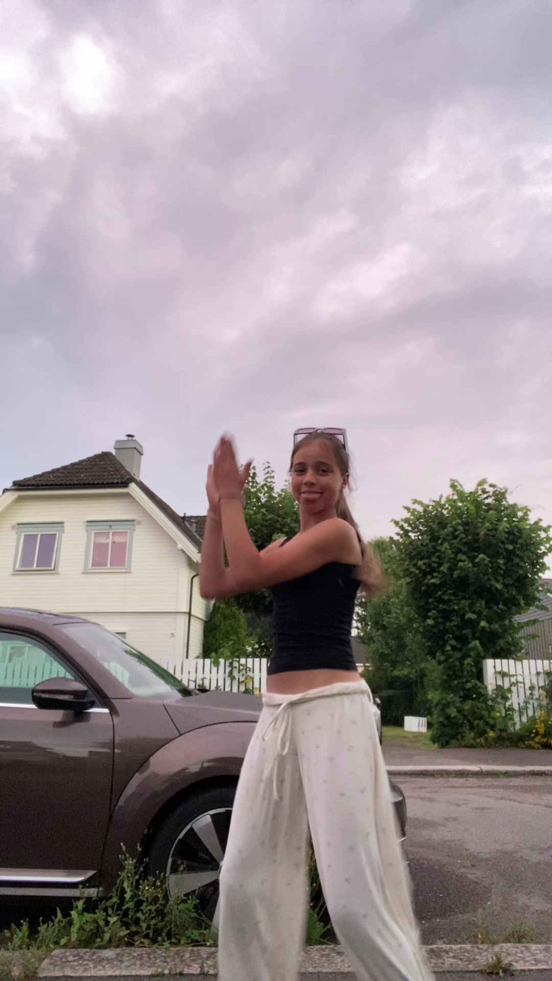 @𝓎𝑒𝓋𝒶
