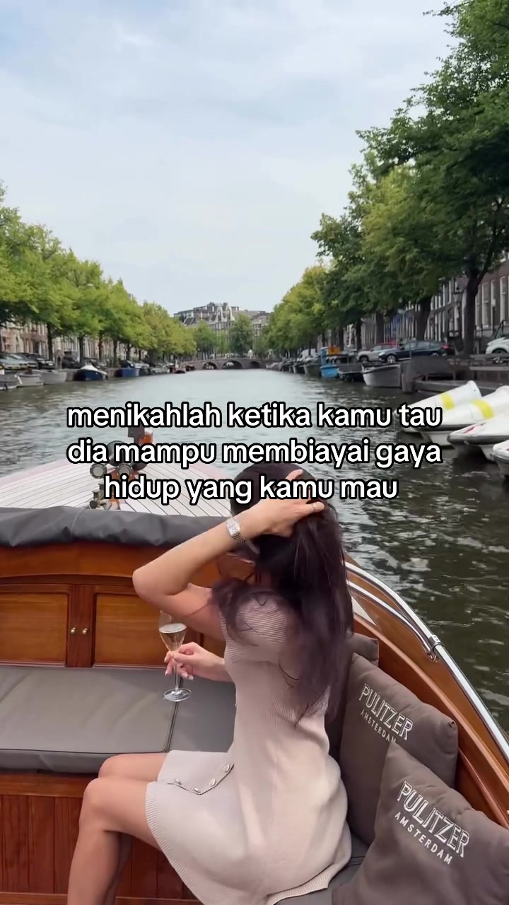 @Mena Azura