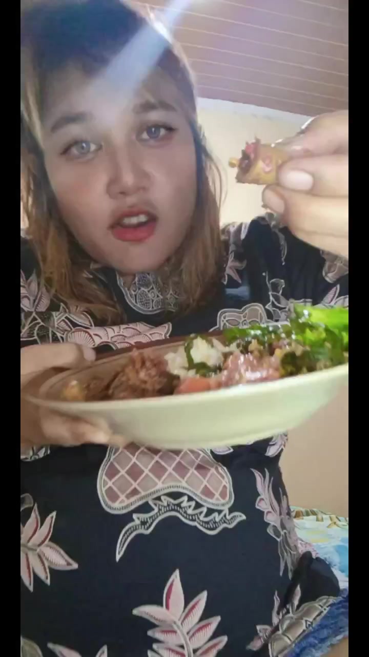 @DEWI👉 CUMA ORANG BIASA 🩷🫶