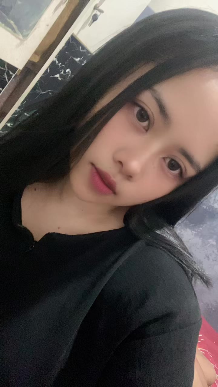 @🦋TiinaCute♥️