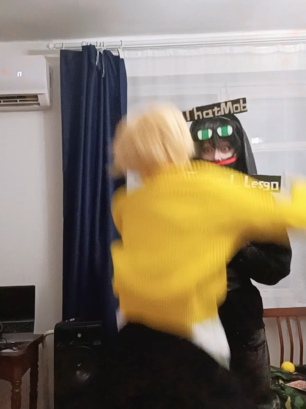 @Эрен😨ム@