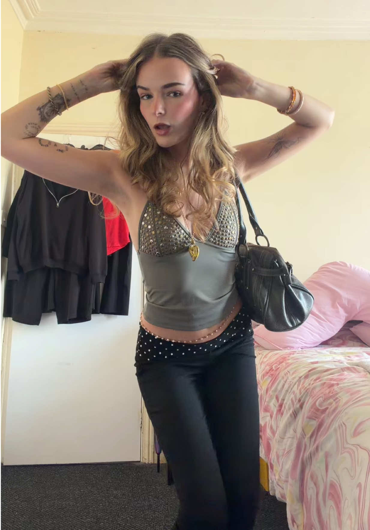 @molly ⋆˙⟡♡
