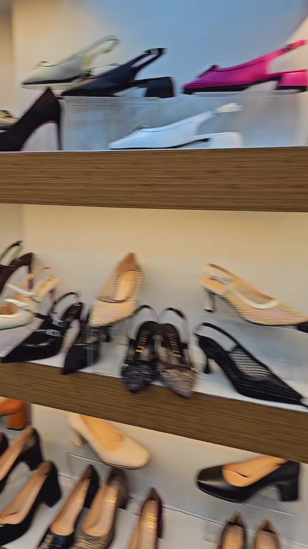 @Laviva_shoes