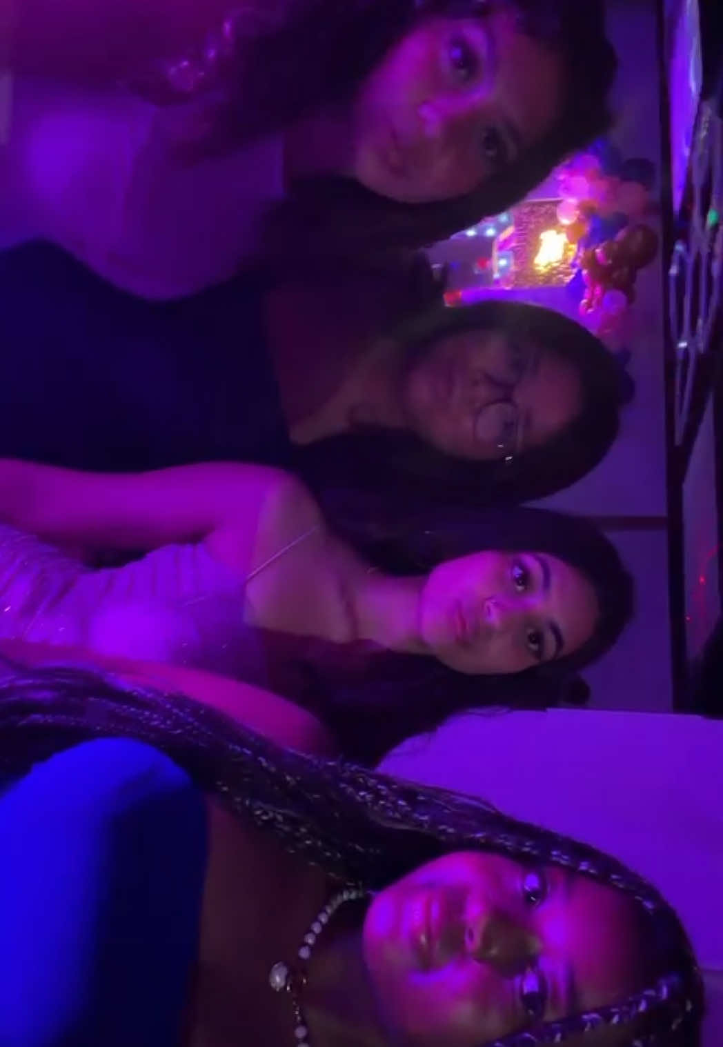 @sophiaaa