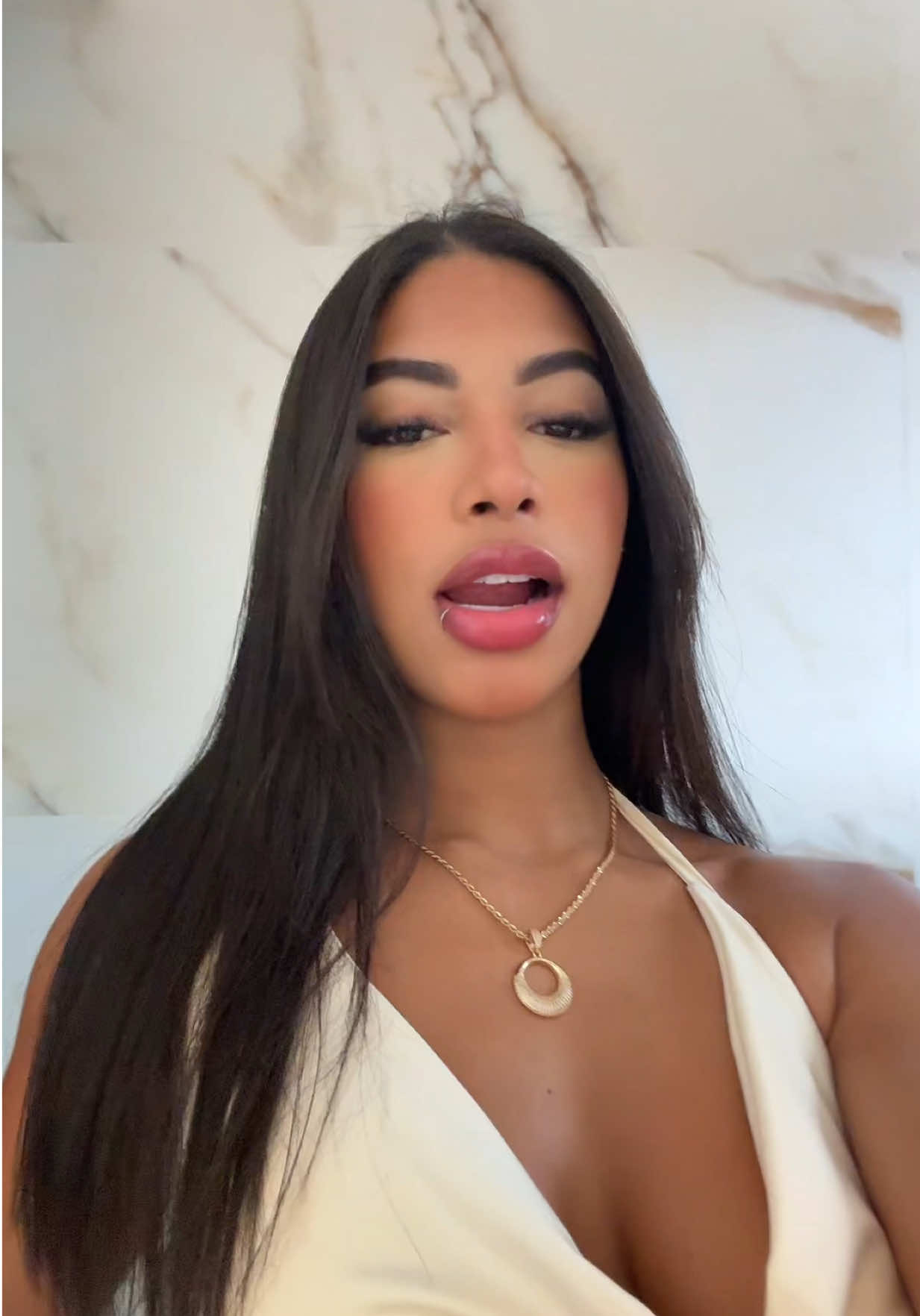@lethicia paula