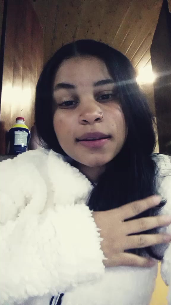 @Paola Caroline