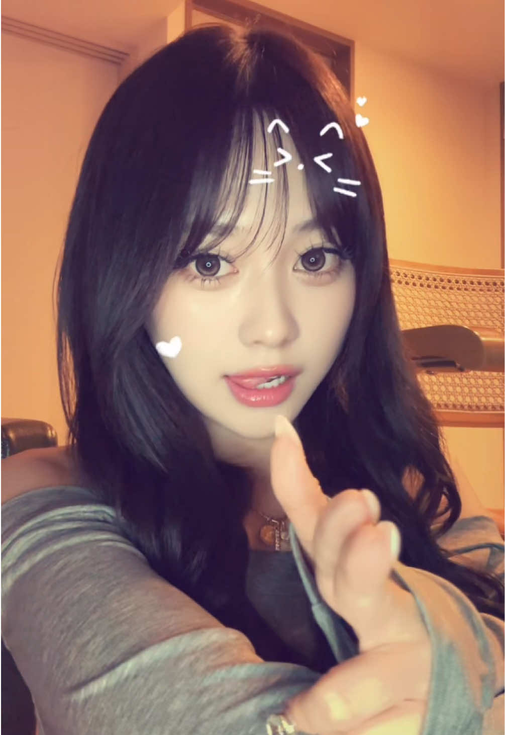 @유리나(ユリナ)🍒🌙