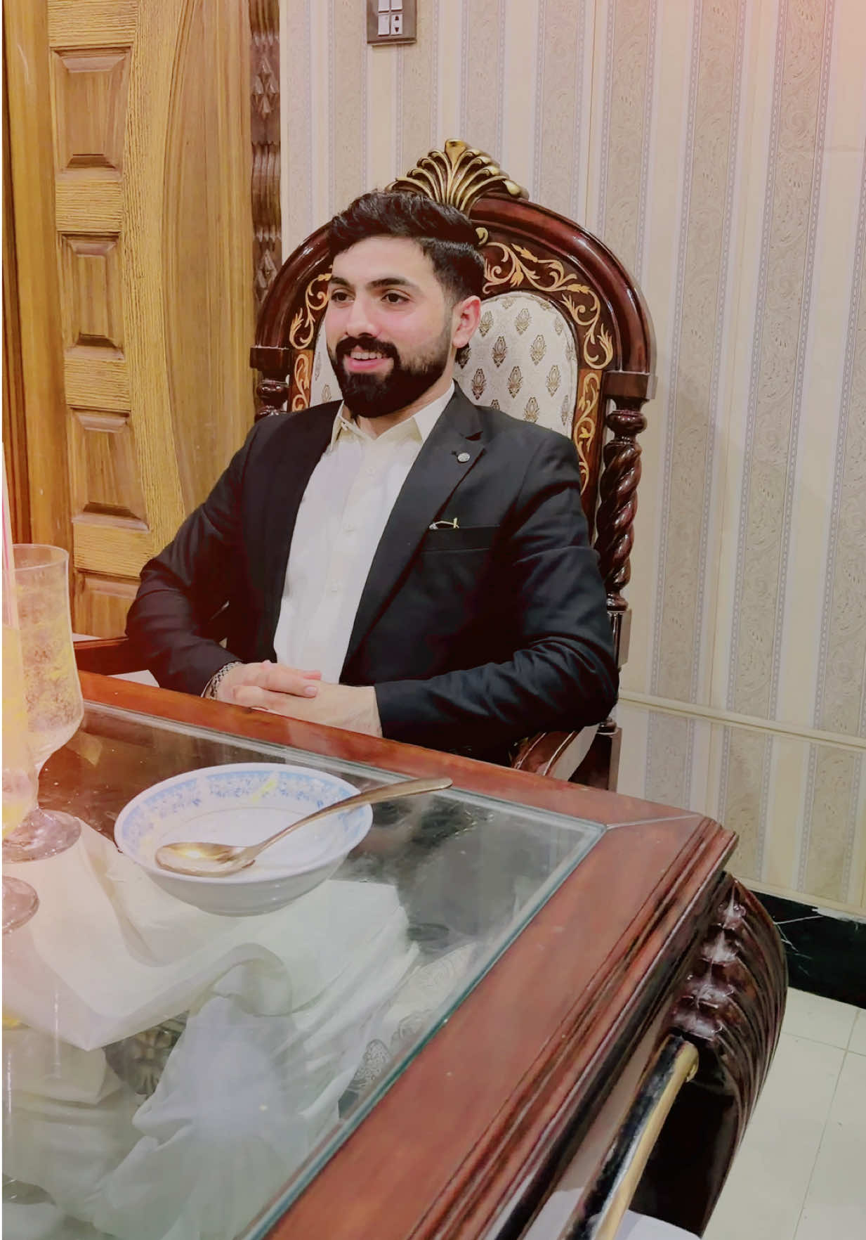 @Sharjeel Kalyar 🇵🇰🇬🇧