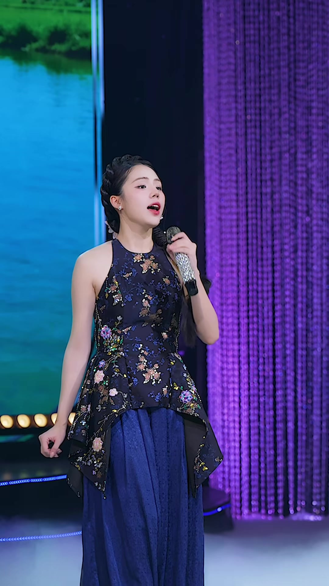 @Nguyễn Hương Ly