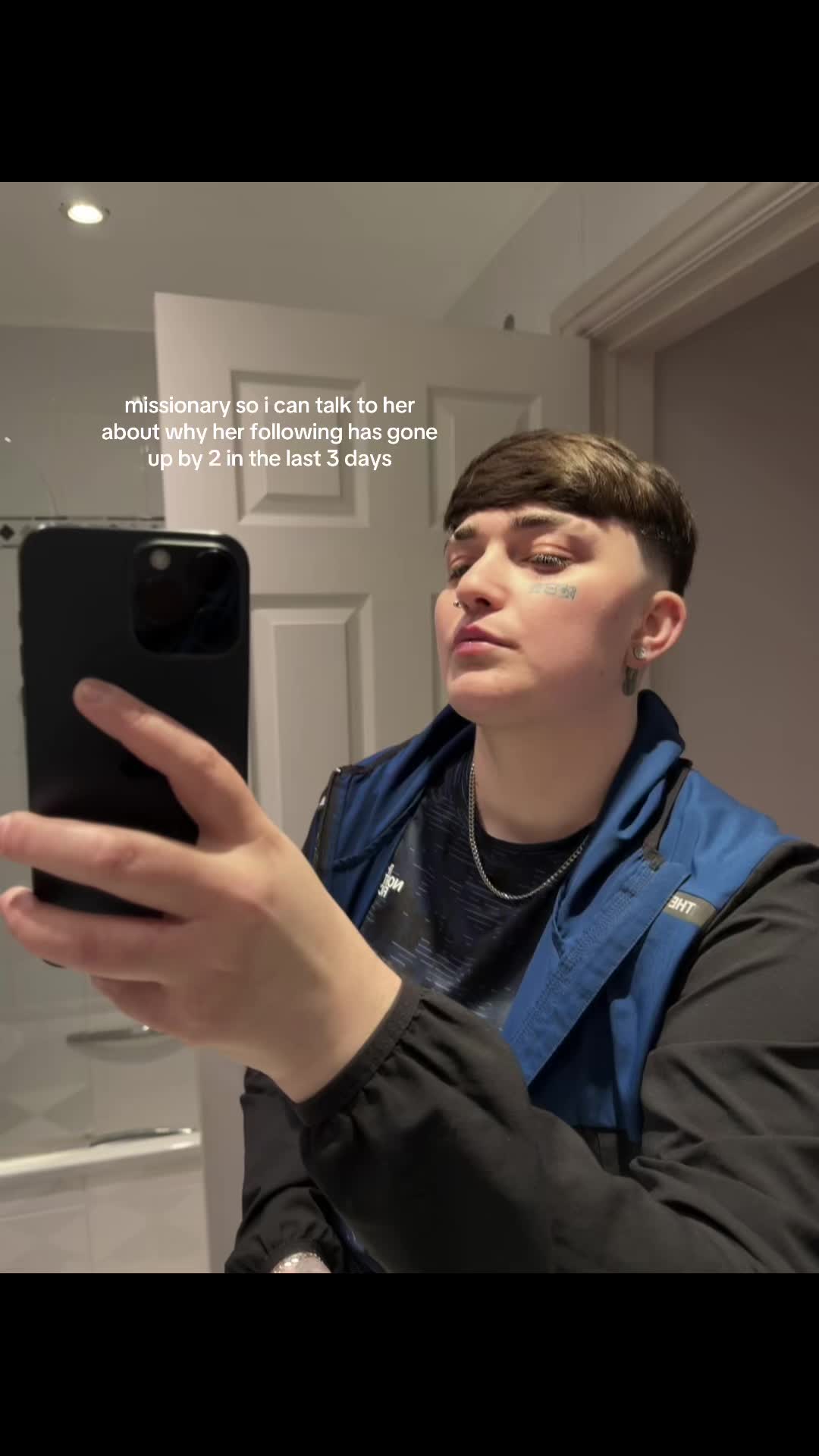 @Ell👀