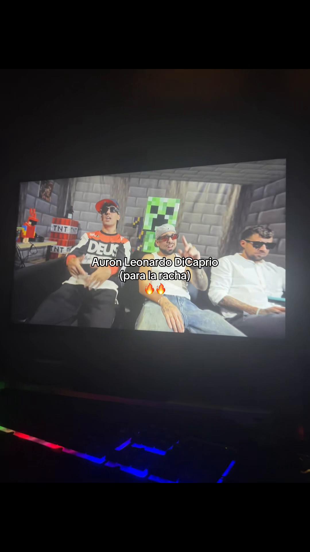 @𝐀𝐥𝐞𝐣𝐚𝐧𝐝𝐫𝐨 