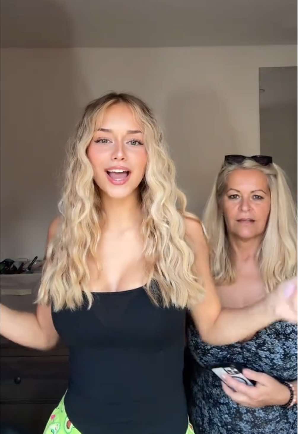 @karolina
