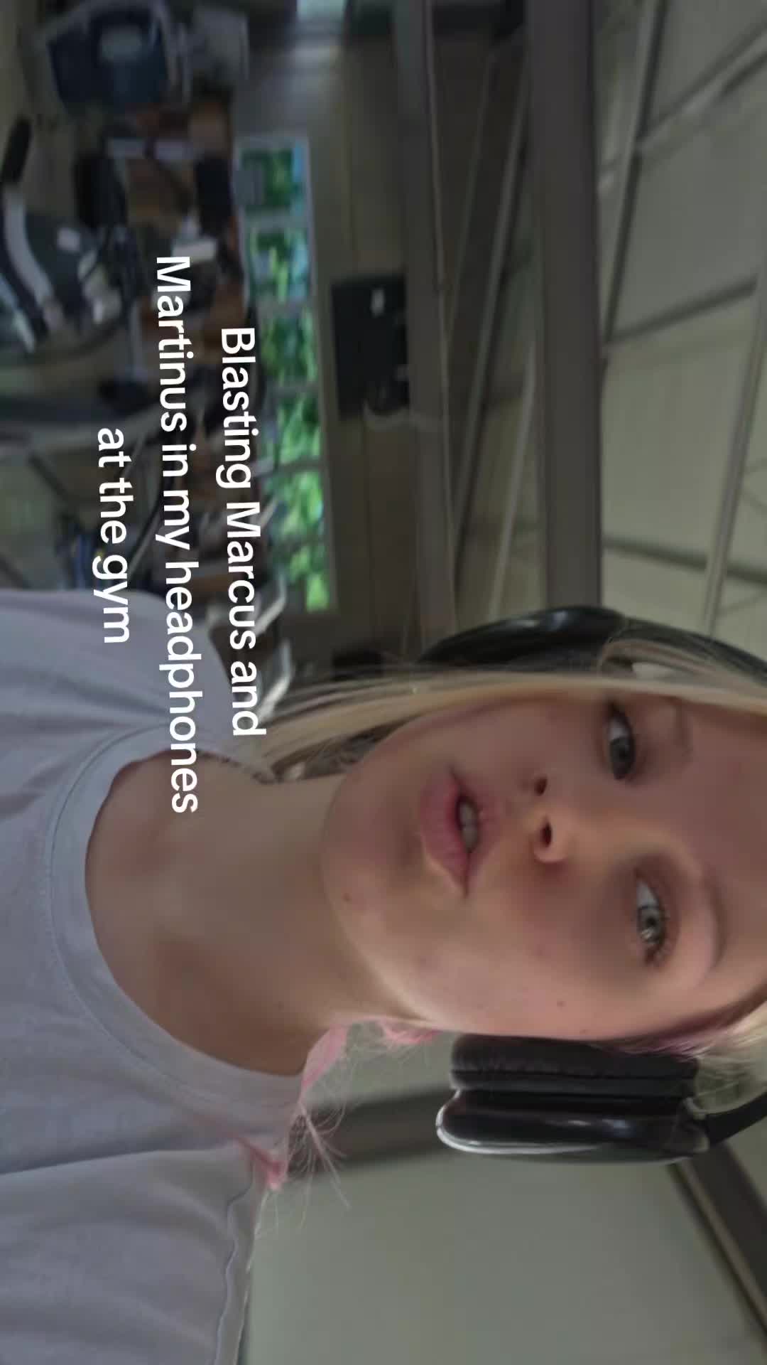 @Niki (M&M's Version)