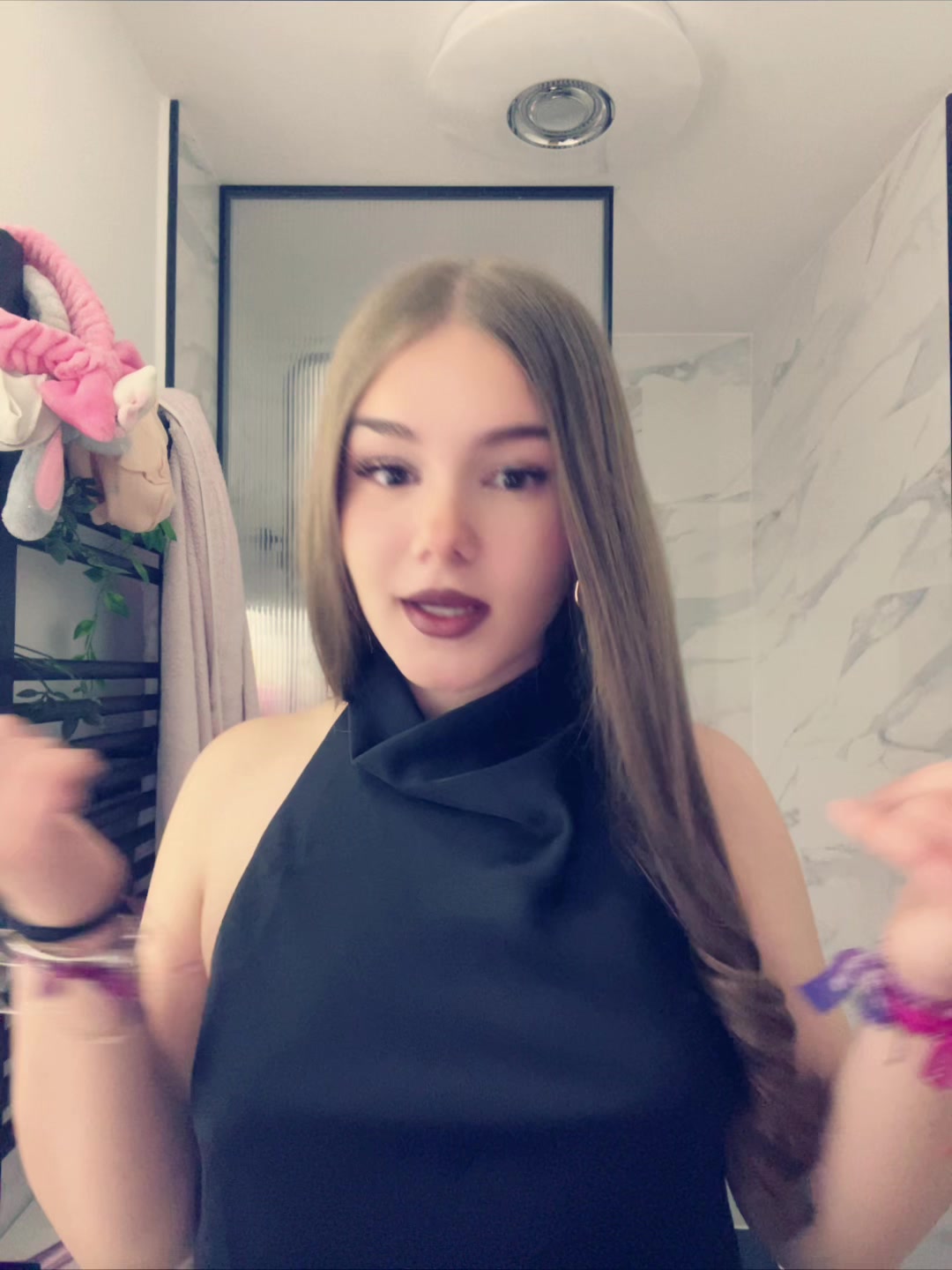 @🦋