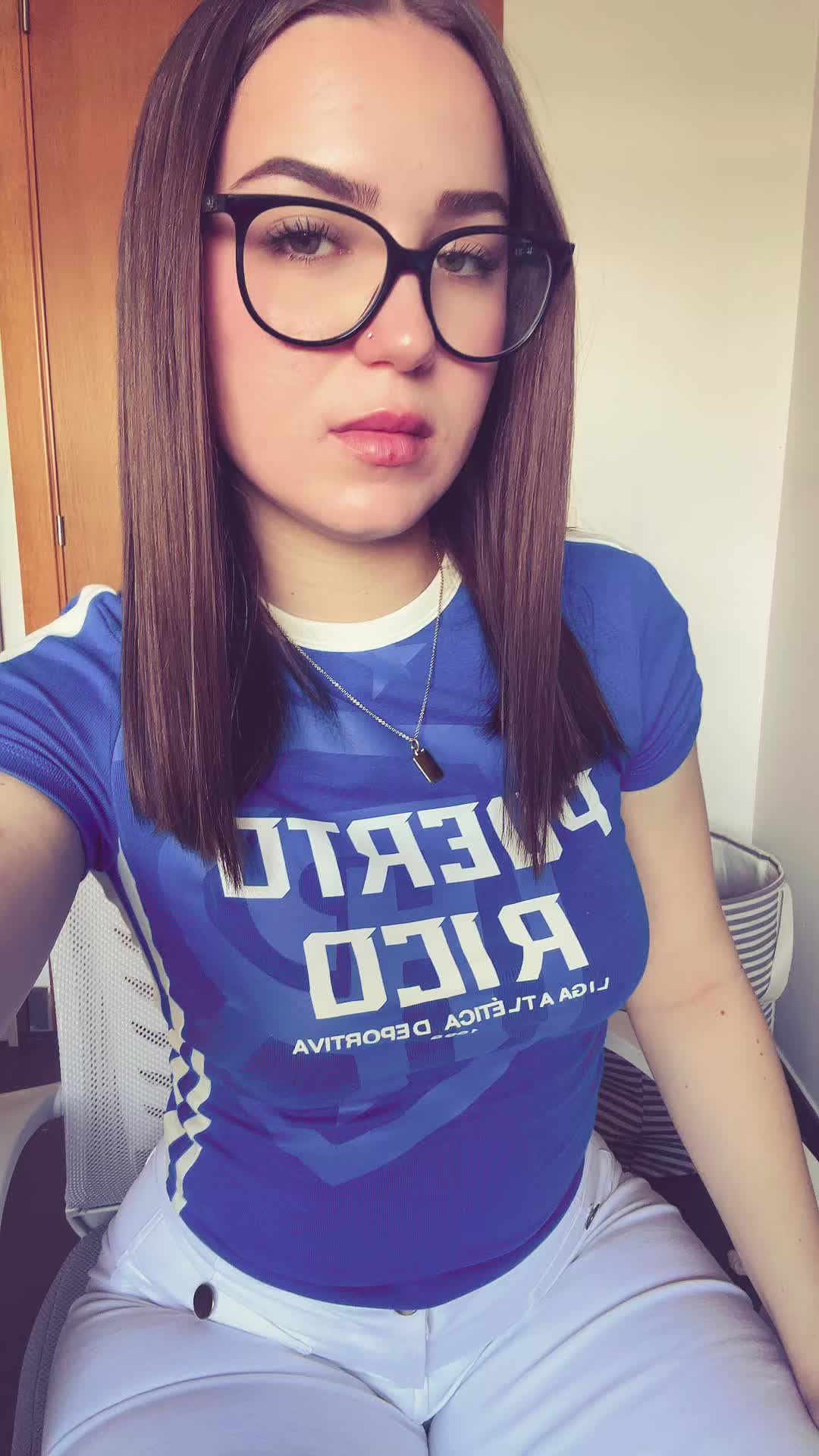 @anna