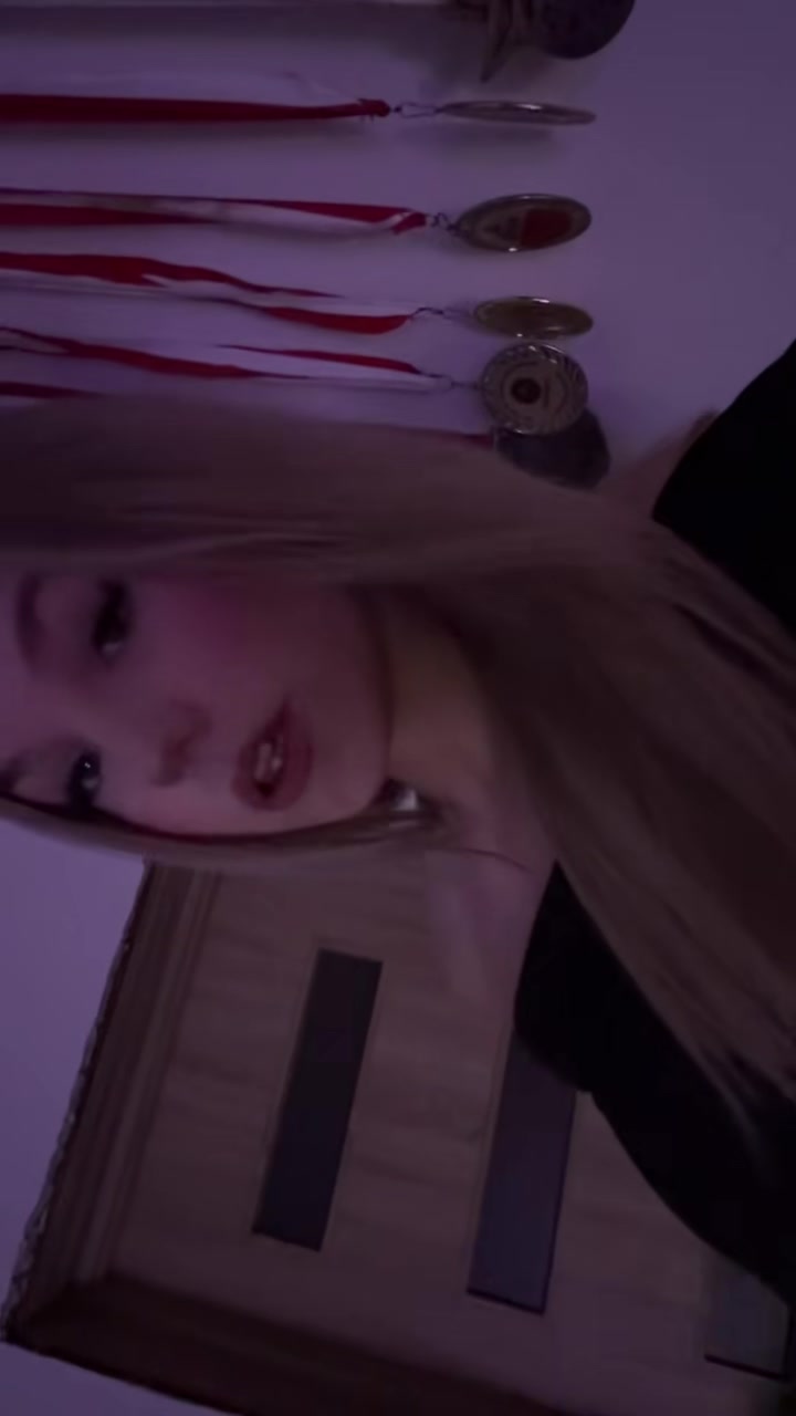 @𝑳