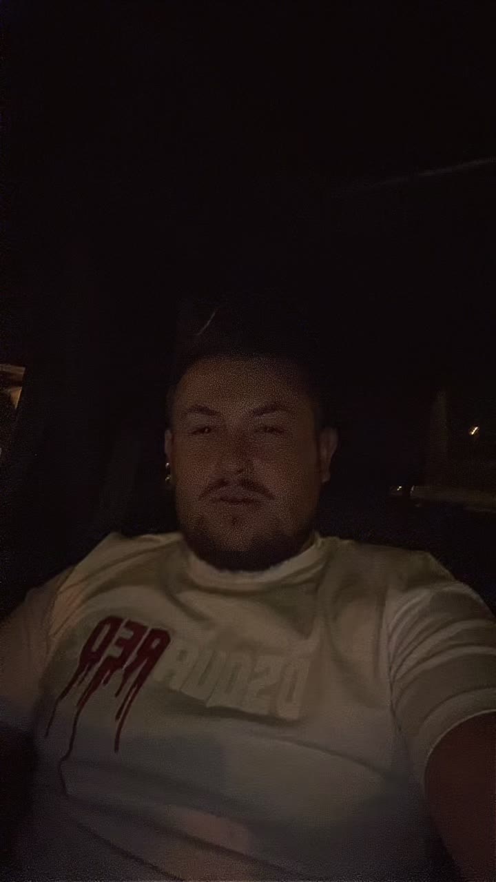 @Clau Tuș