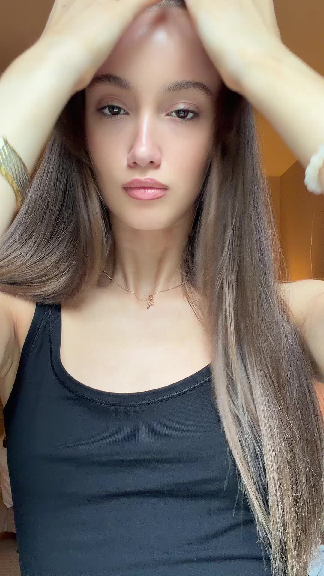 @Polli