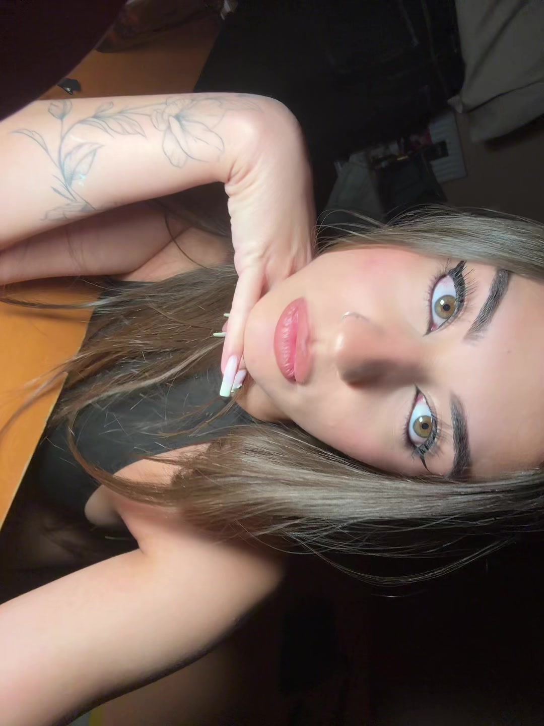 @avgenakii_