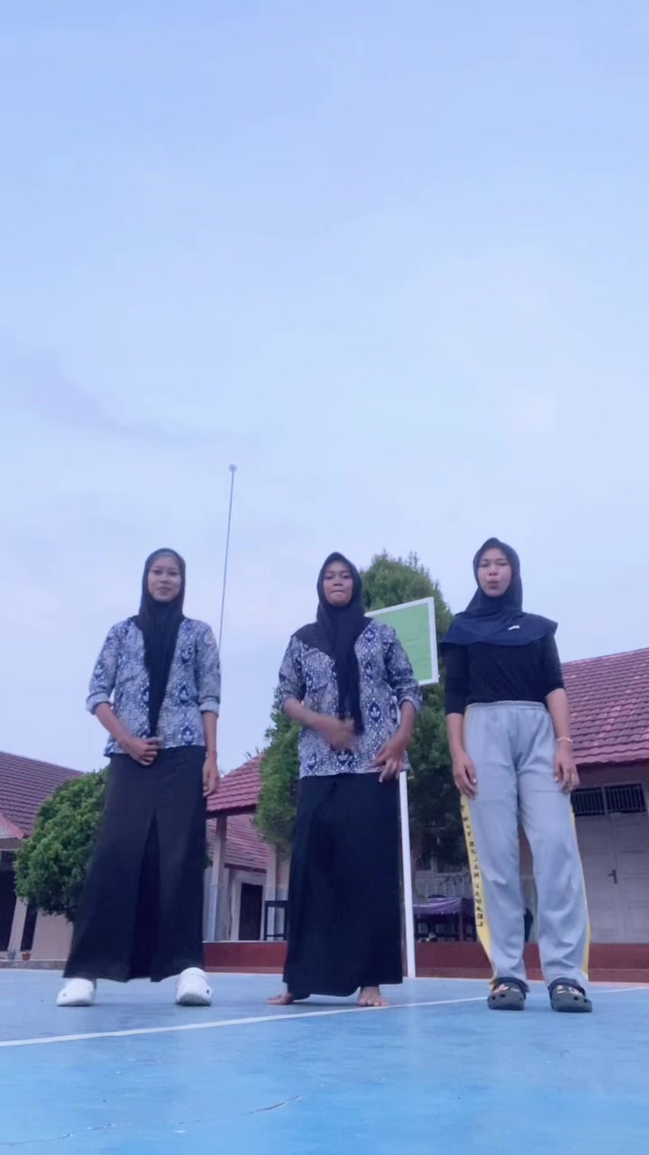 @raniaa ayeaye