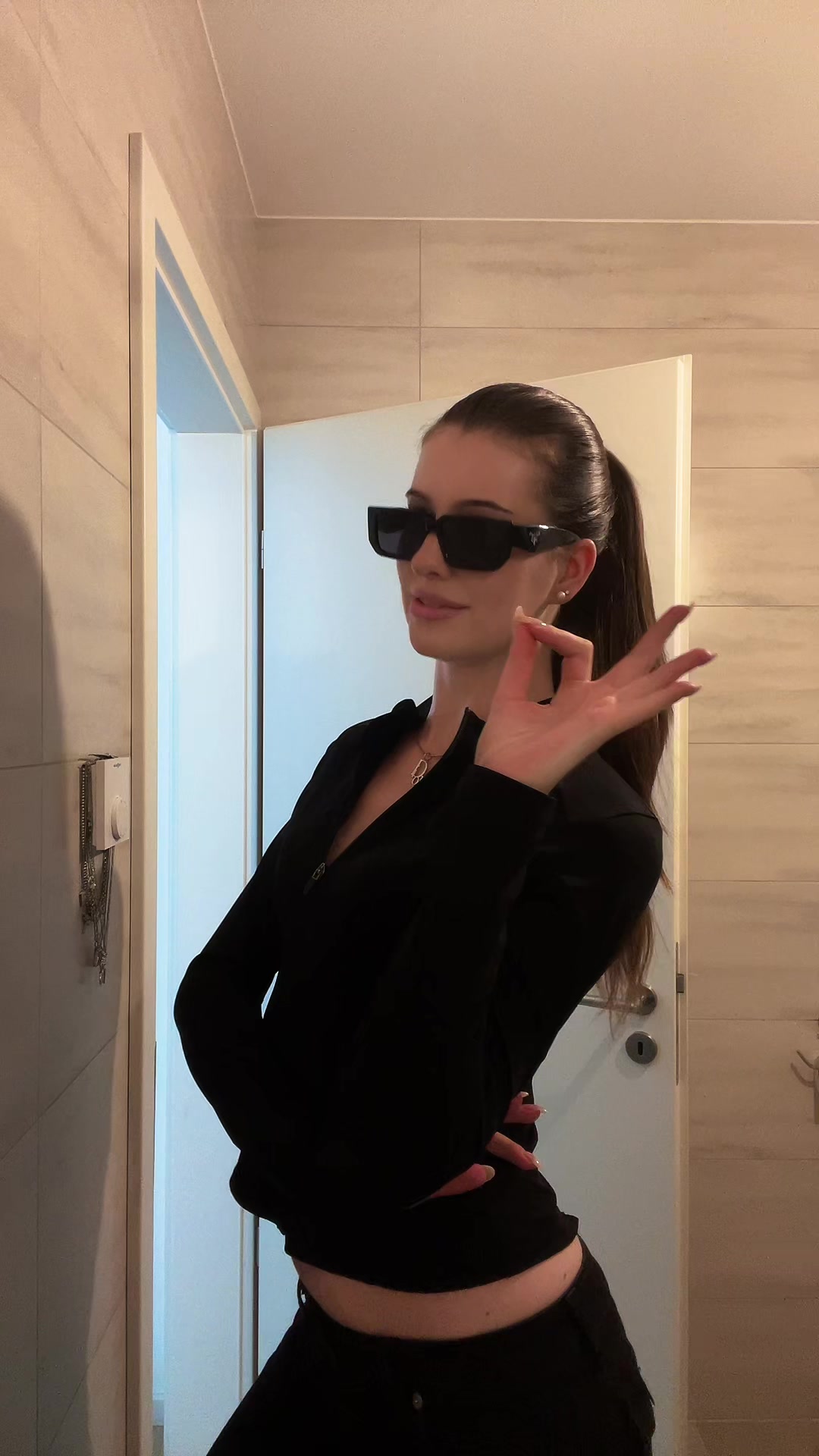 @annaiiiiiiiiiiiii
