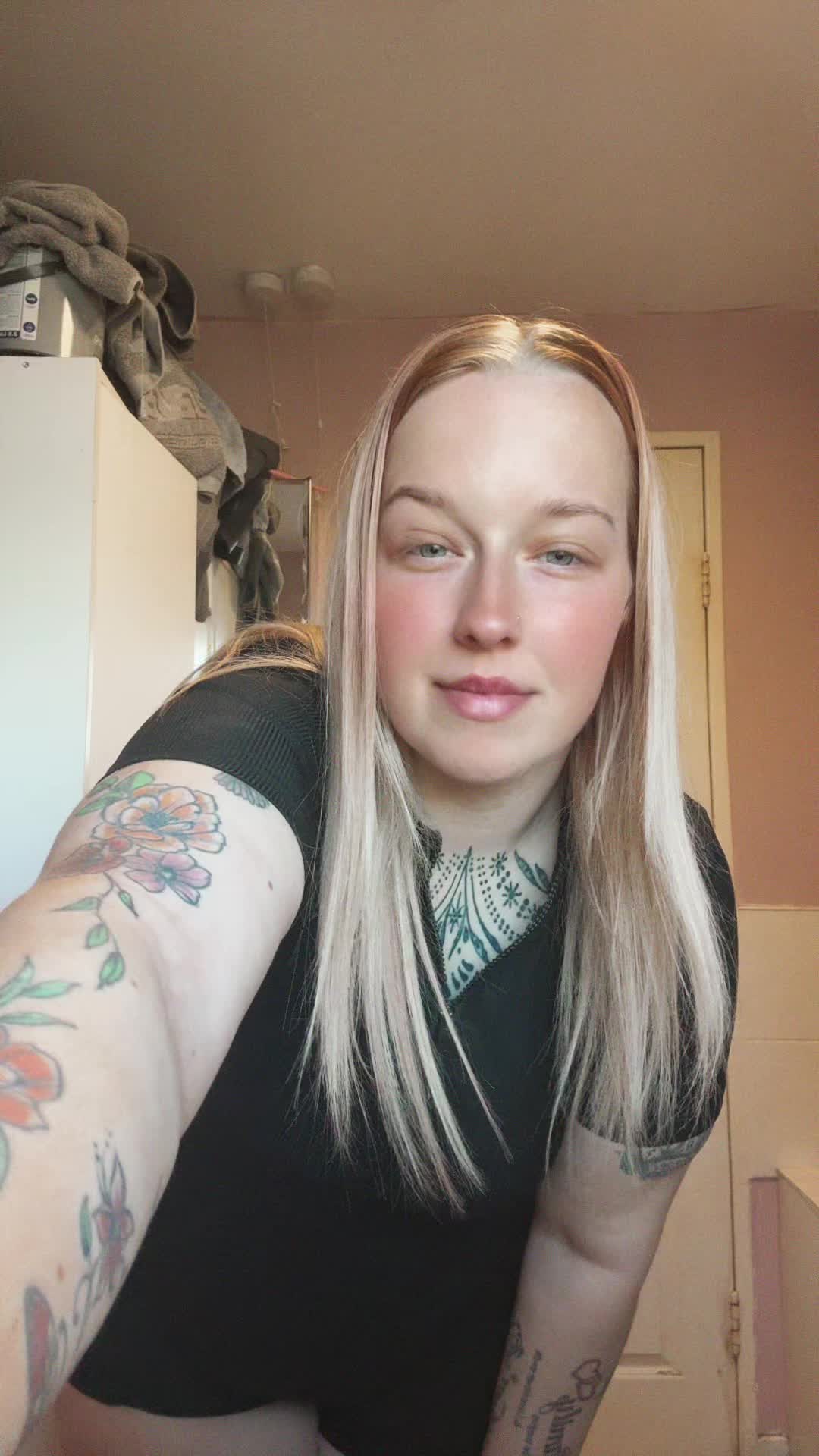 @🐝_toxicblonde69🐝
