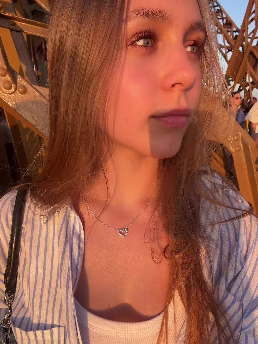 @arinkk