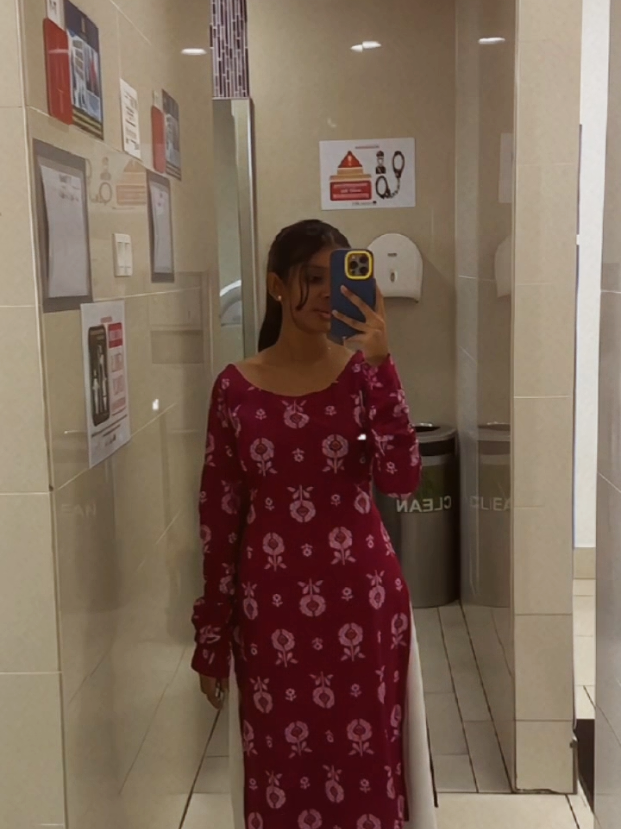 @DesiVîbeล_๐๐๐