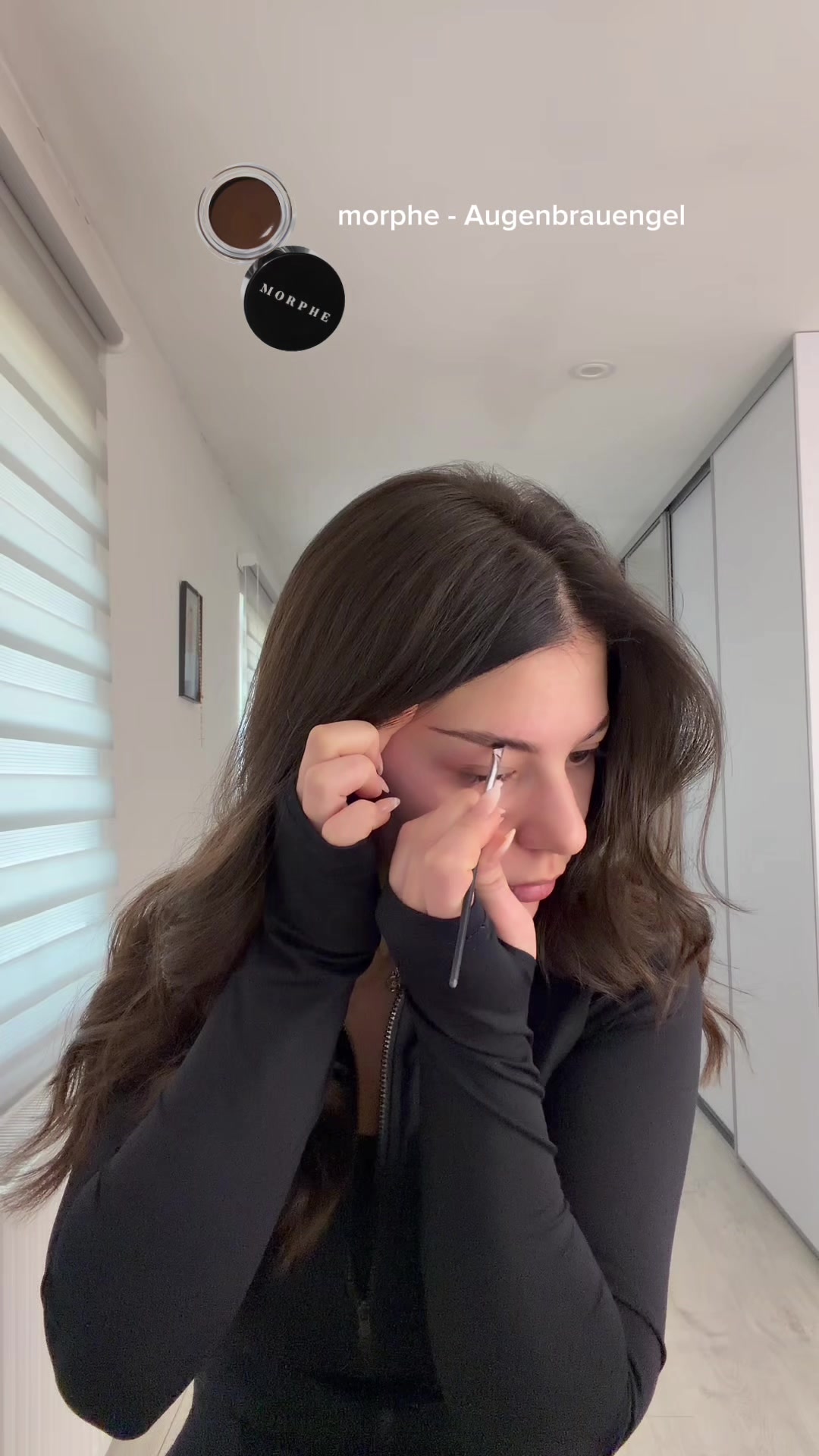 @ᵛ