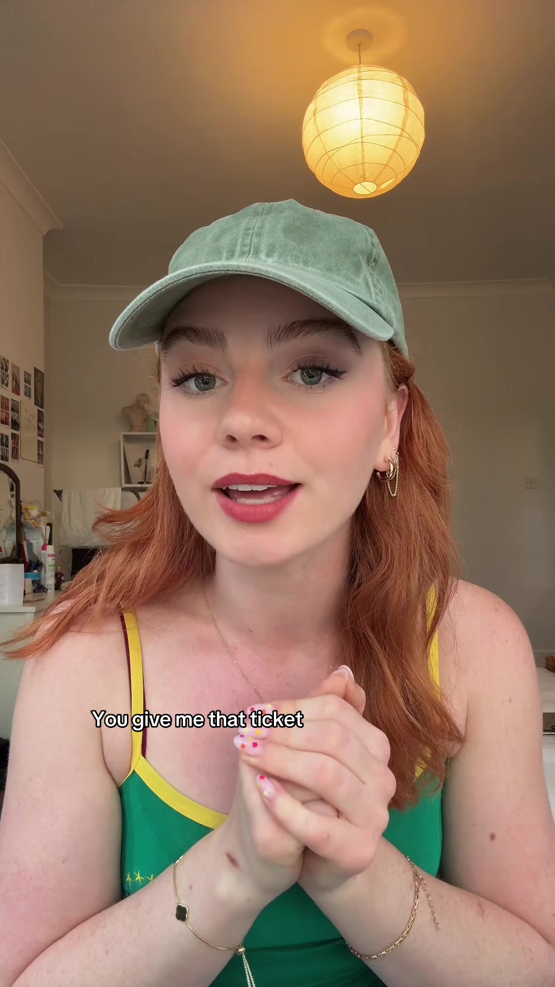 @Betty 🌻