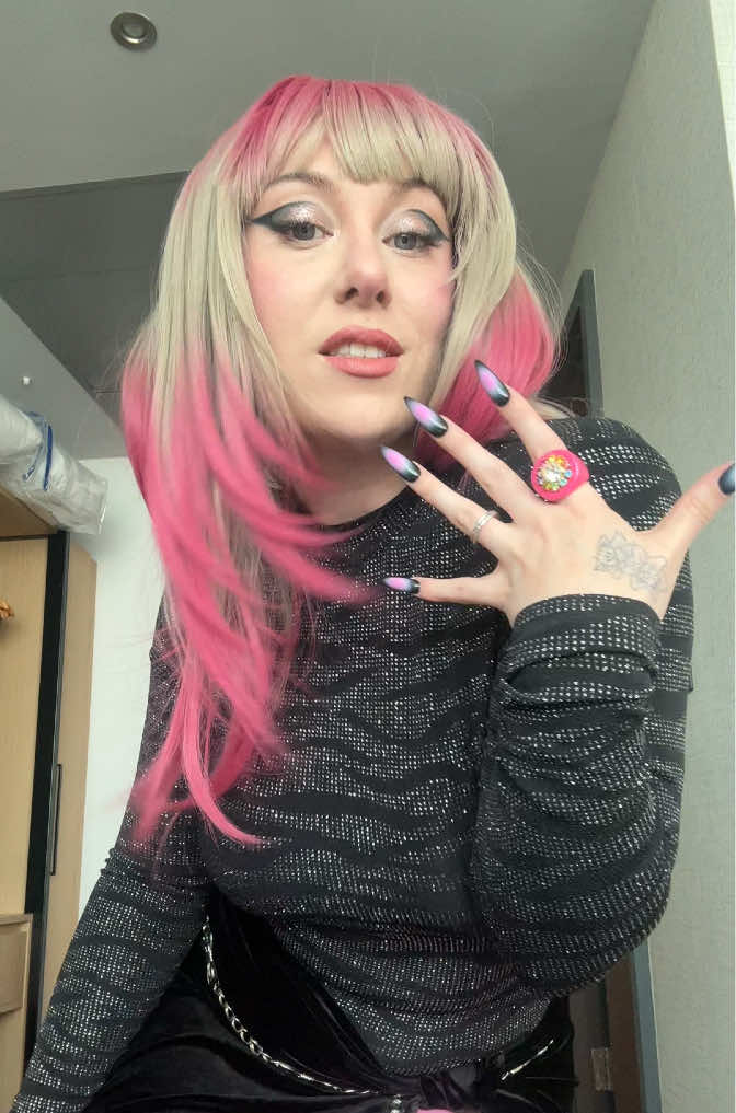 @big pink energy 🎀