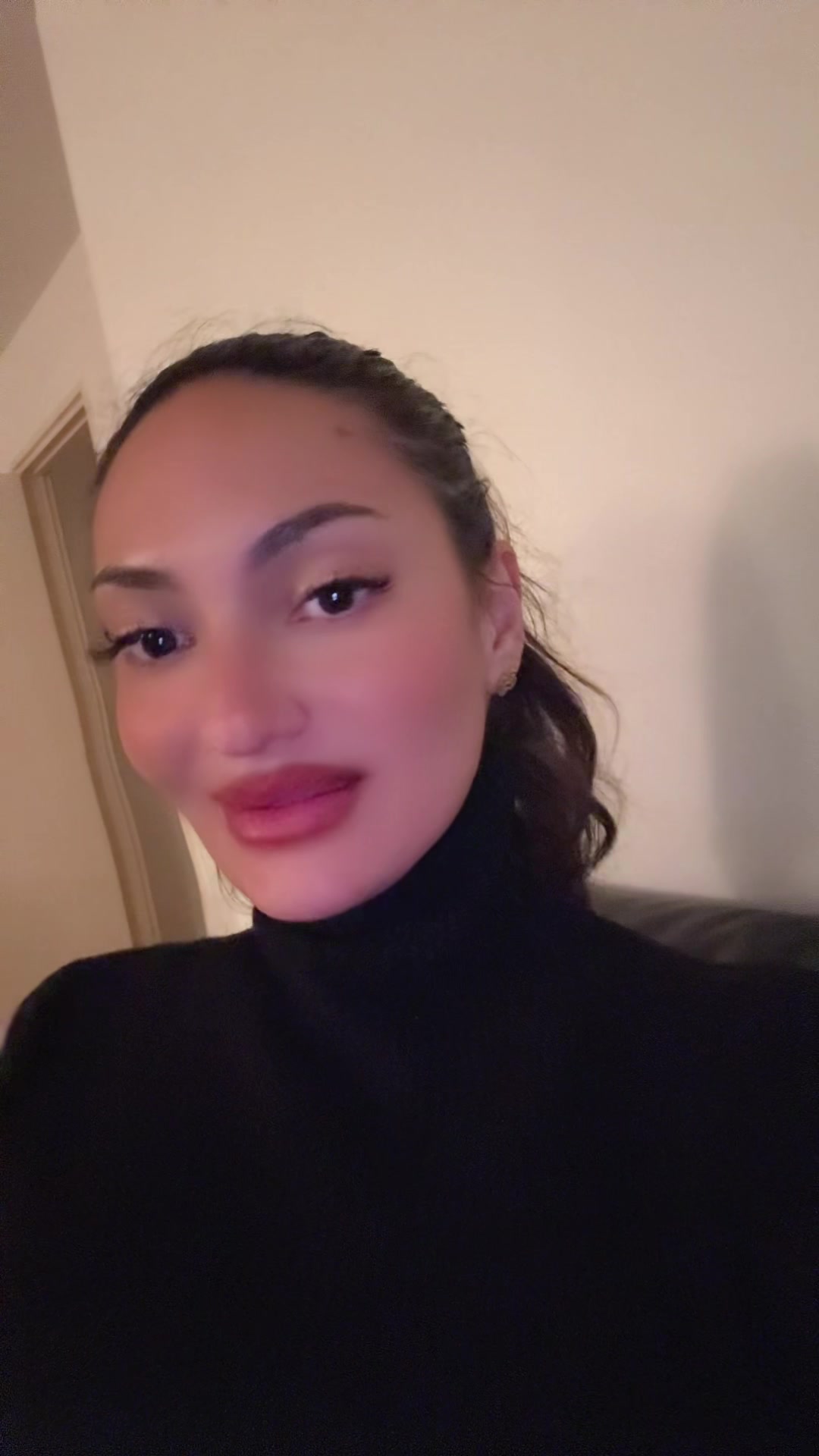 @Ella ๐ | Makeup and Lifestyle