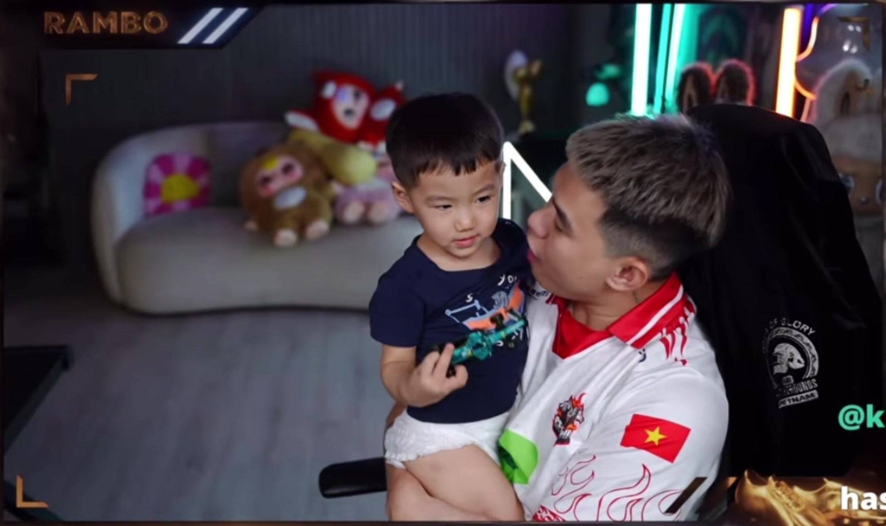 @Ng Hữu Độ 🥷