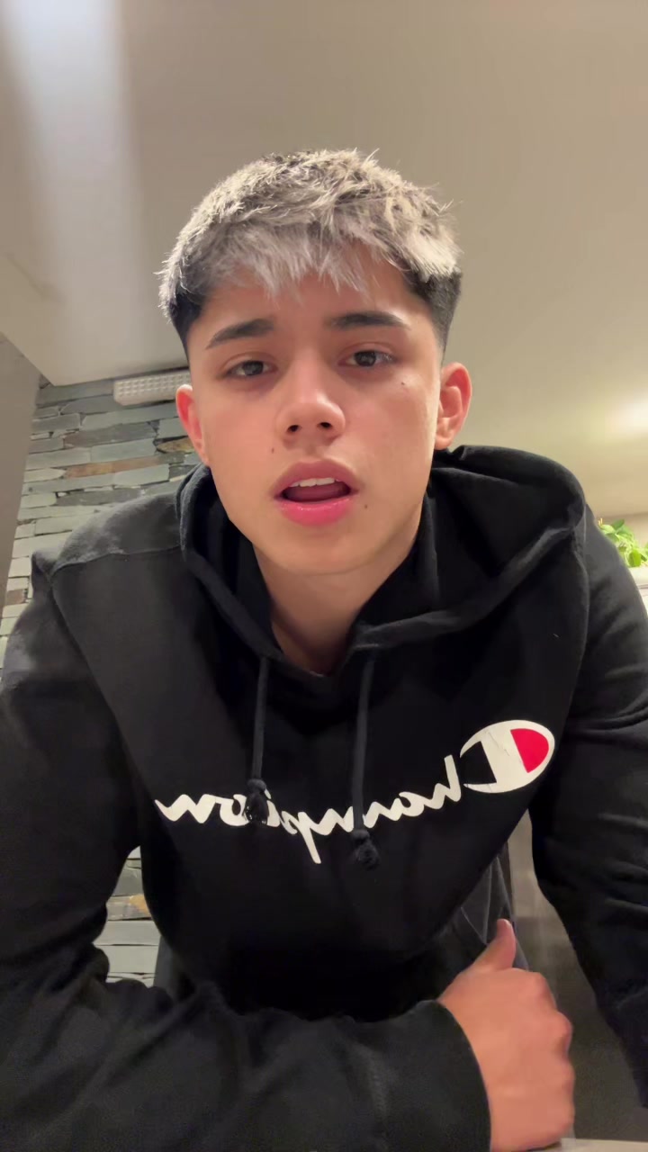@laureanogomezz