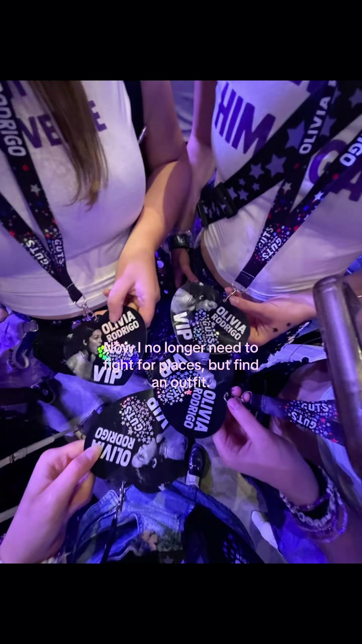 @𝙨𝙞𝙡𝙖𝙨𝙨 ☾