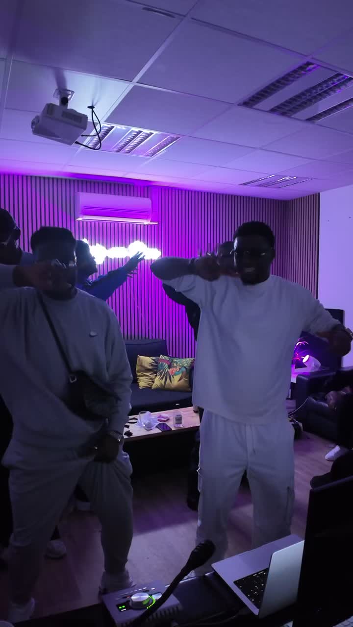 @Doksofficiel