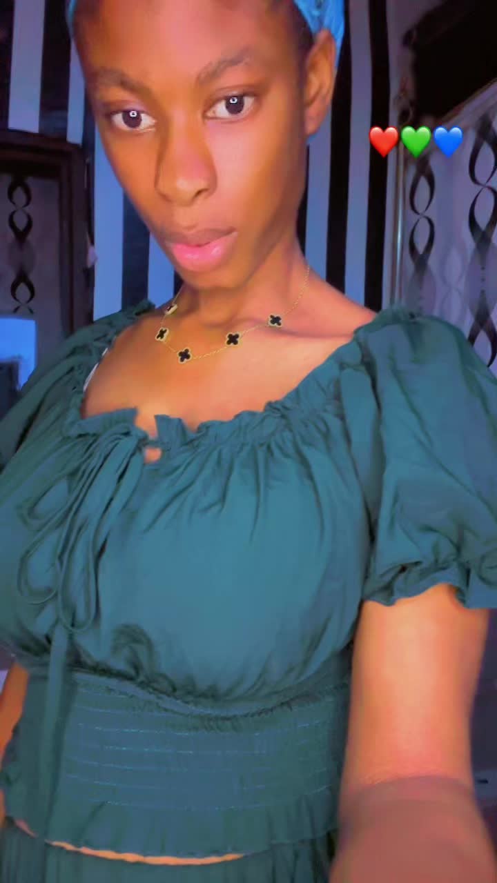 @Awa La poupée🇨🇮🇨🇵