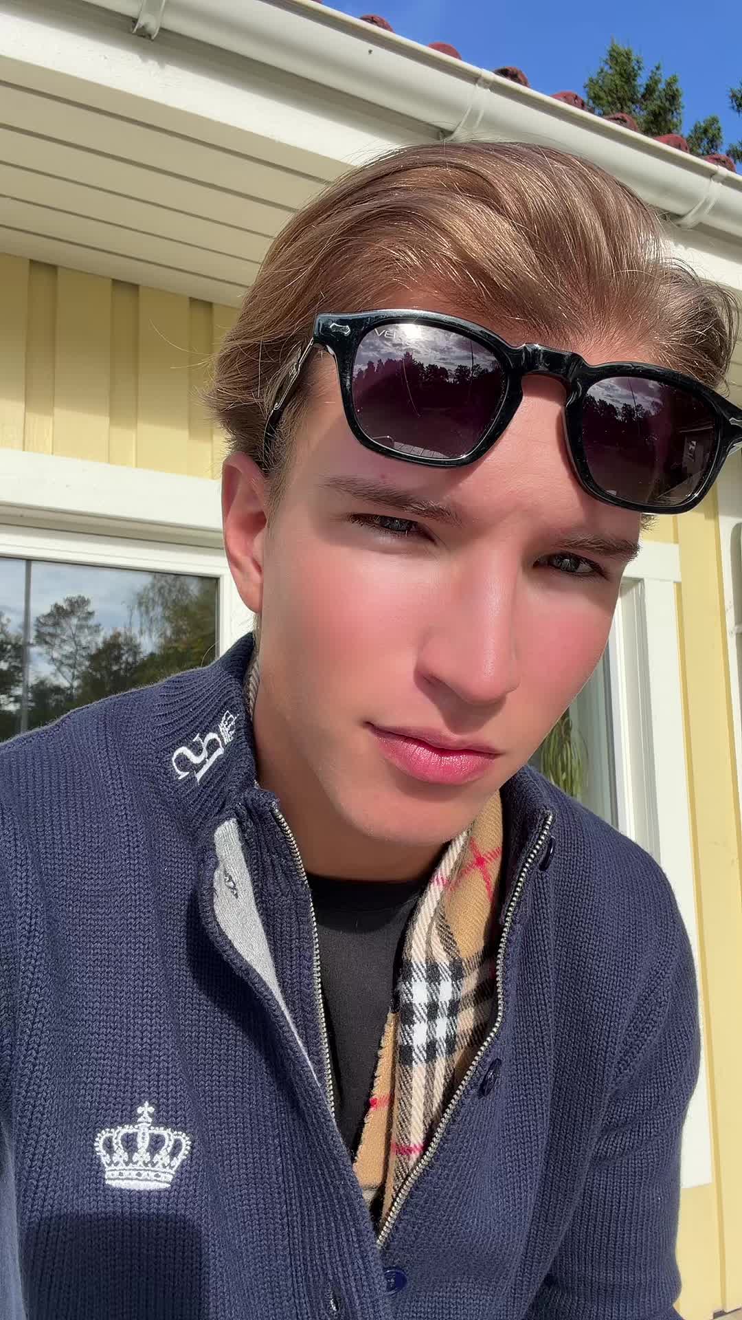 @Prince of Sweden