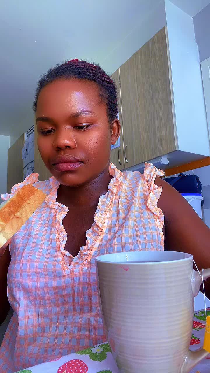 @Mind ur business and focus🥂