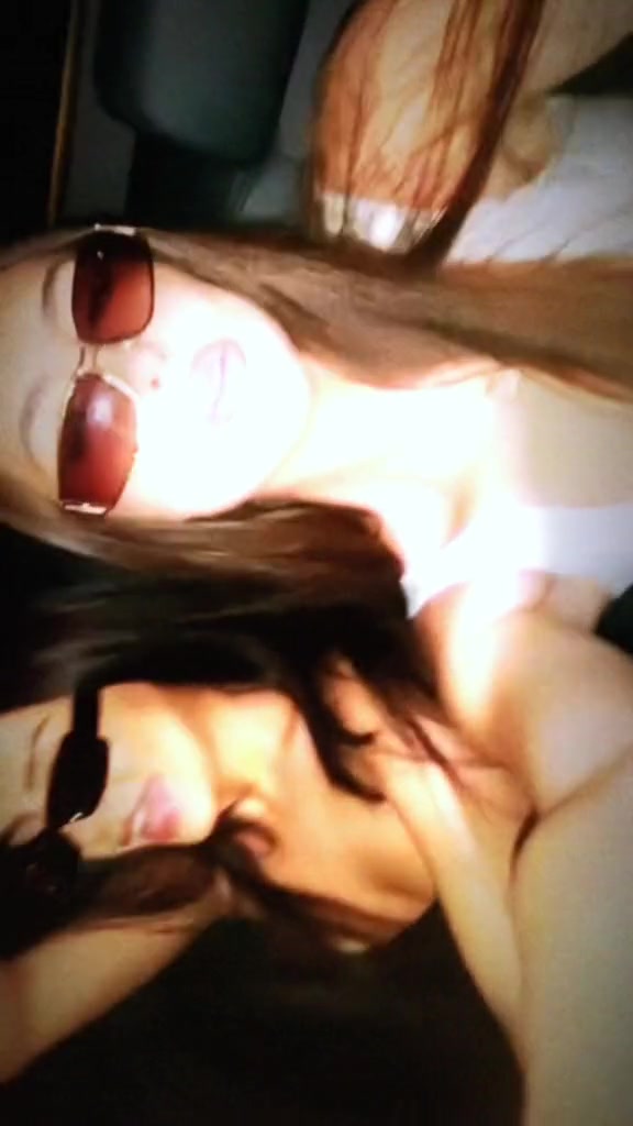 @lillyfingleton